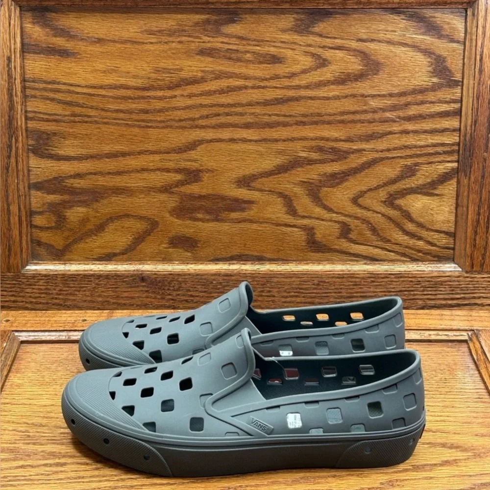 Vans slip trk
